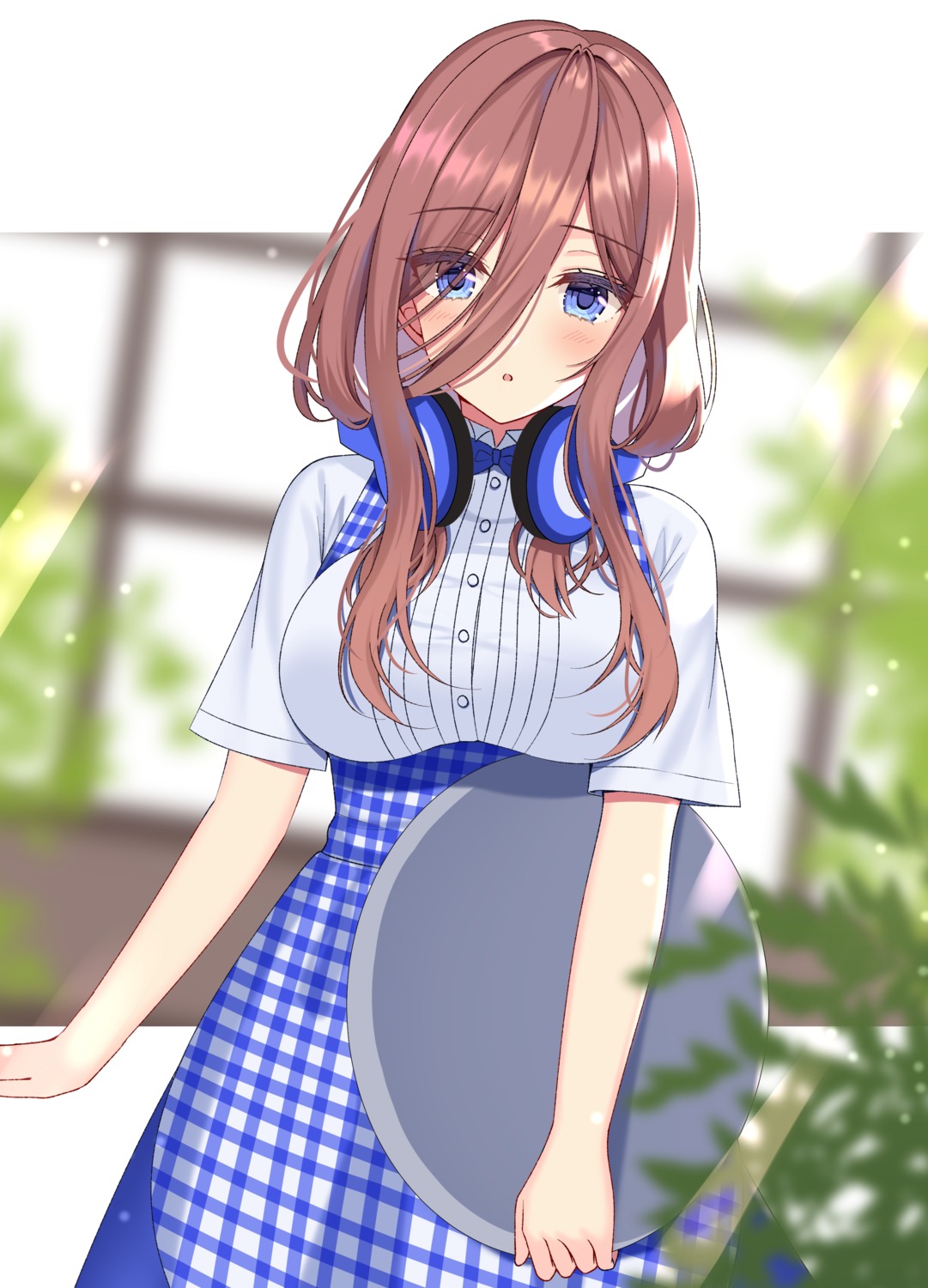 5-toubun_no_hanayome, headphones, izumo_neru, nakano_miku, waitress