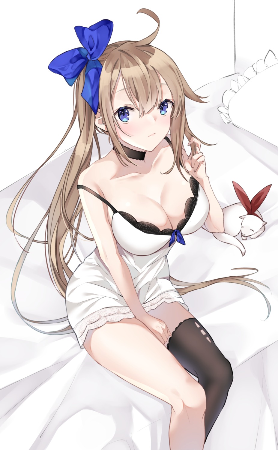 breast_hold, cleavage, dress, fal_(girls_frontline), girls_frontline, no_bra, sakippo_(sakippo0), thighhighs