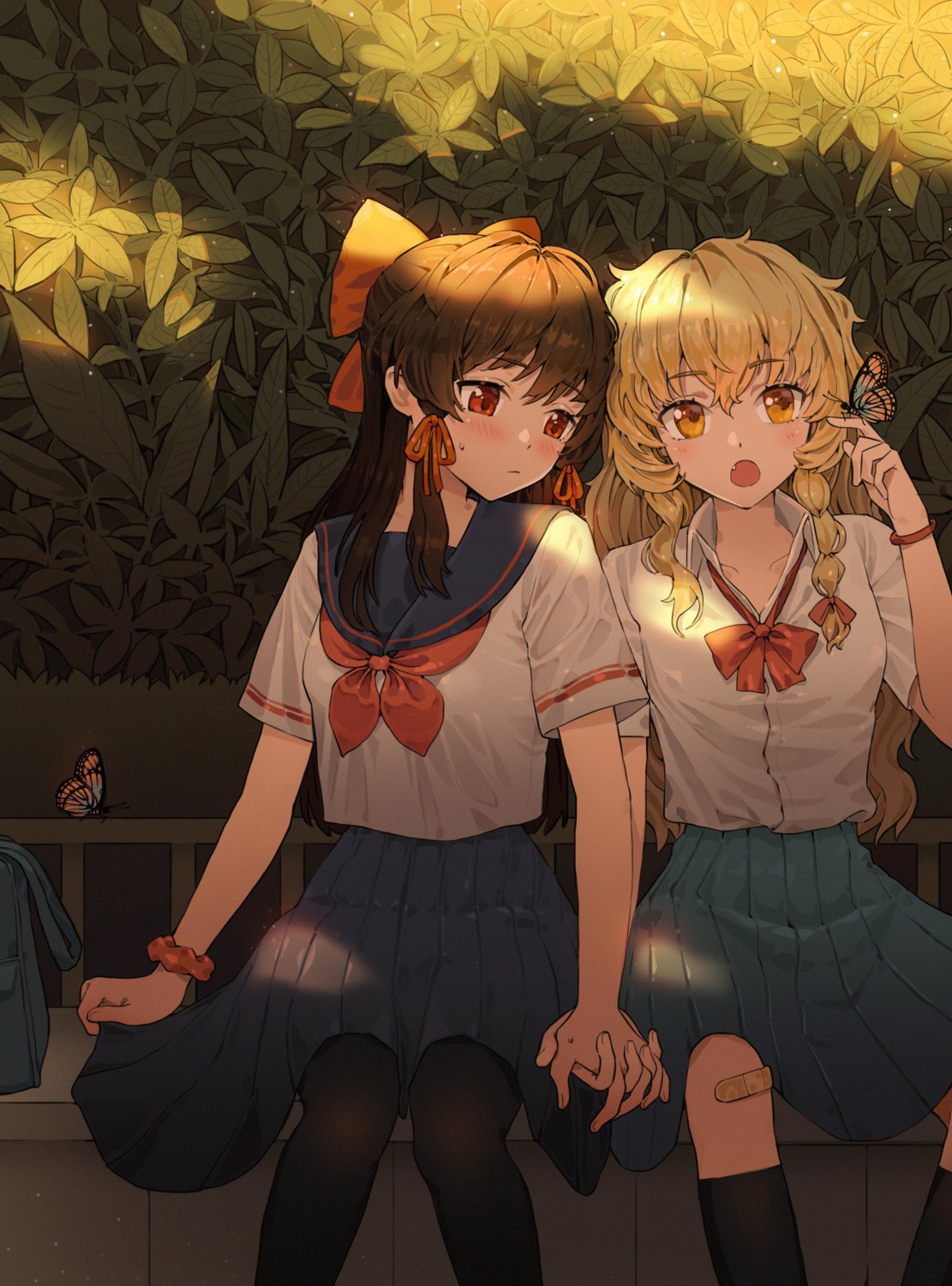 bandaid, hakurei_reimu, jira, kirisame_marisa, pantyhose, seifuku, touhou, yuri