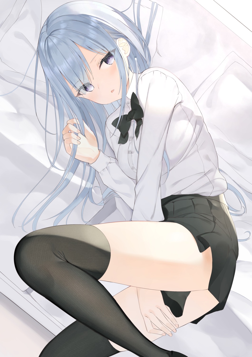 seifuku, skirt_lift, thighhighs, zukan_(db_tyoutyo)