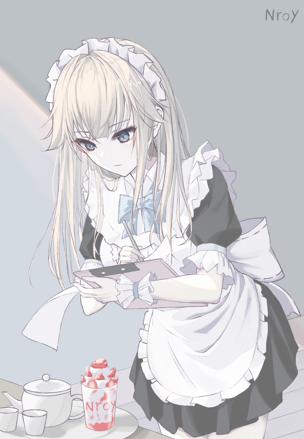 maid, nroy-, waitress