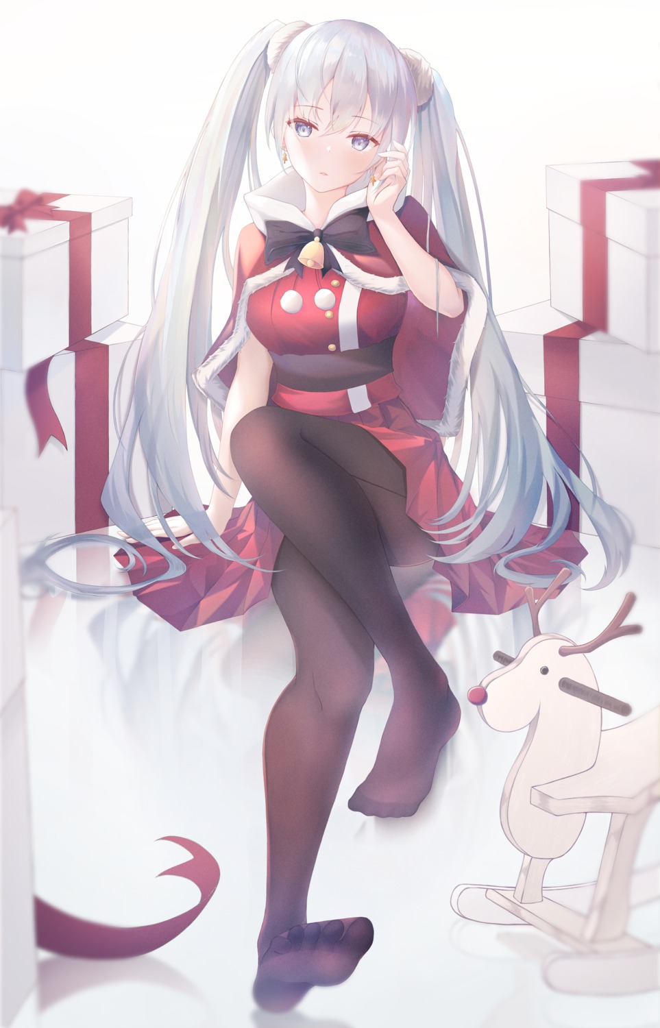 christmas, feet, hatsune_miku, infinity_(kkx132), pantyhose, skirt_lift, vocaloid