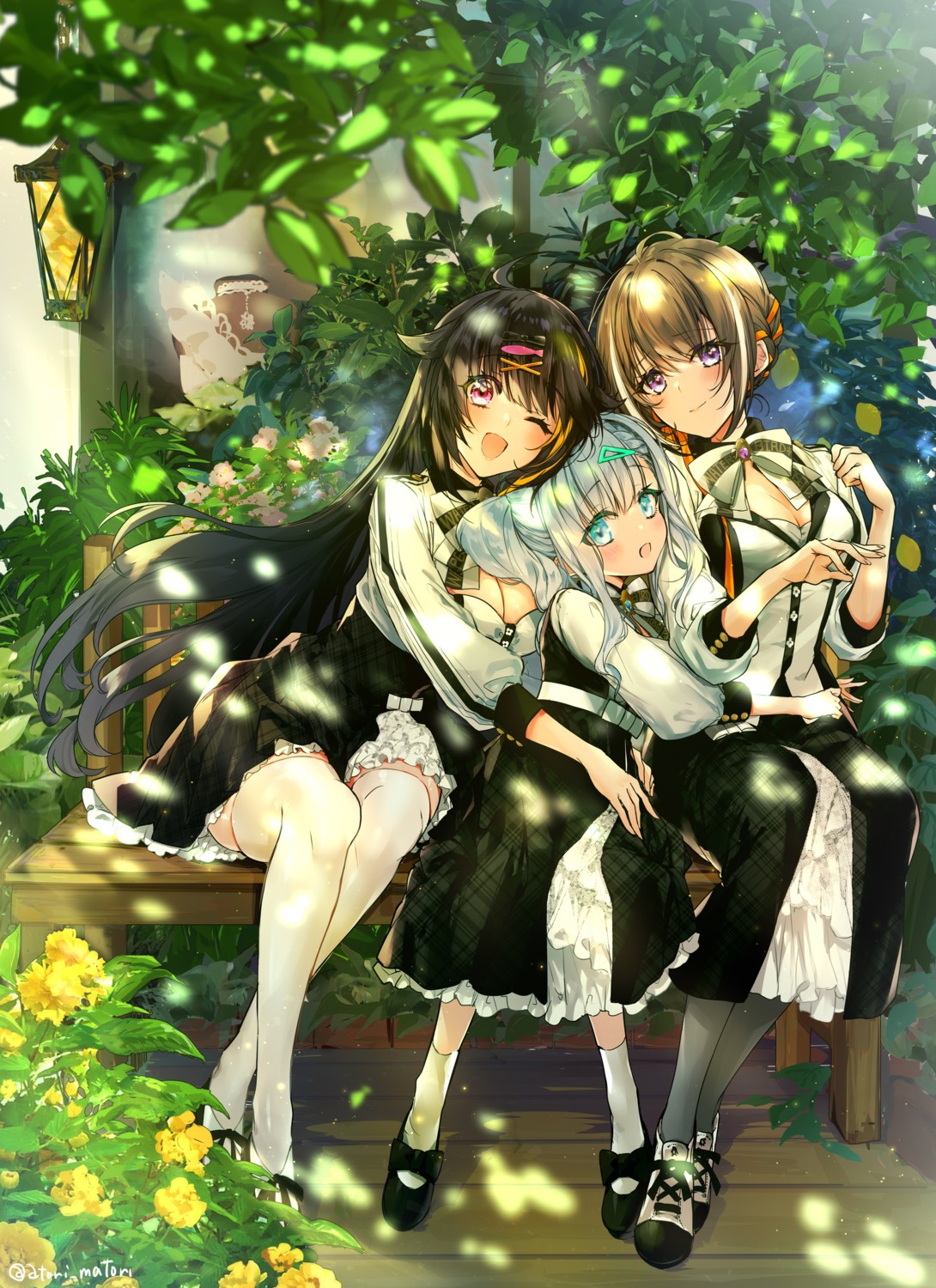 cleavage, matori_(penguin_batake), seifuku, skirt_lift, thighhighs