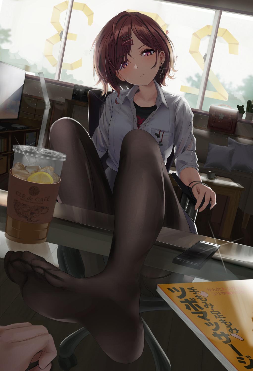 feet, go_(mumuke), higuchi_madoka, pantyhose, seifuku, the_idolm@ster, the_idolm@ster_shiny_colors