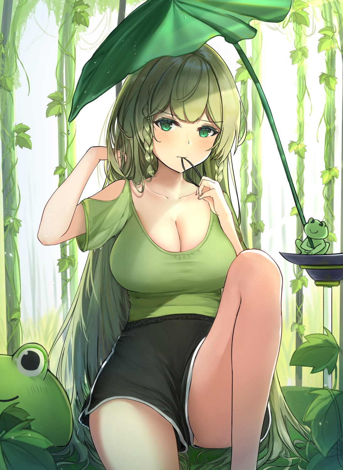 cleavage, lemontea_(ekvr5838)