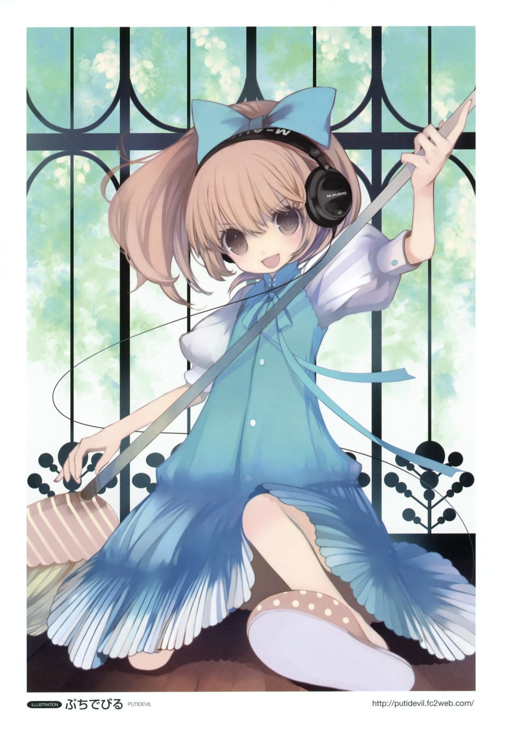 dress, headphones, putidevil