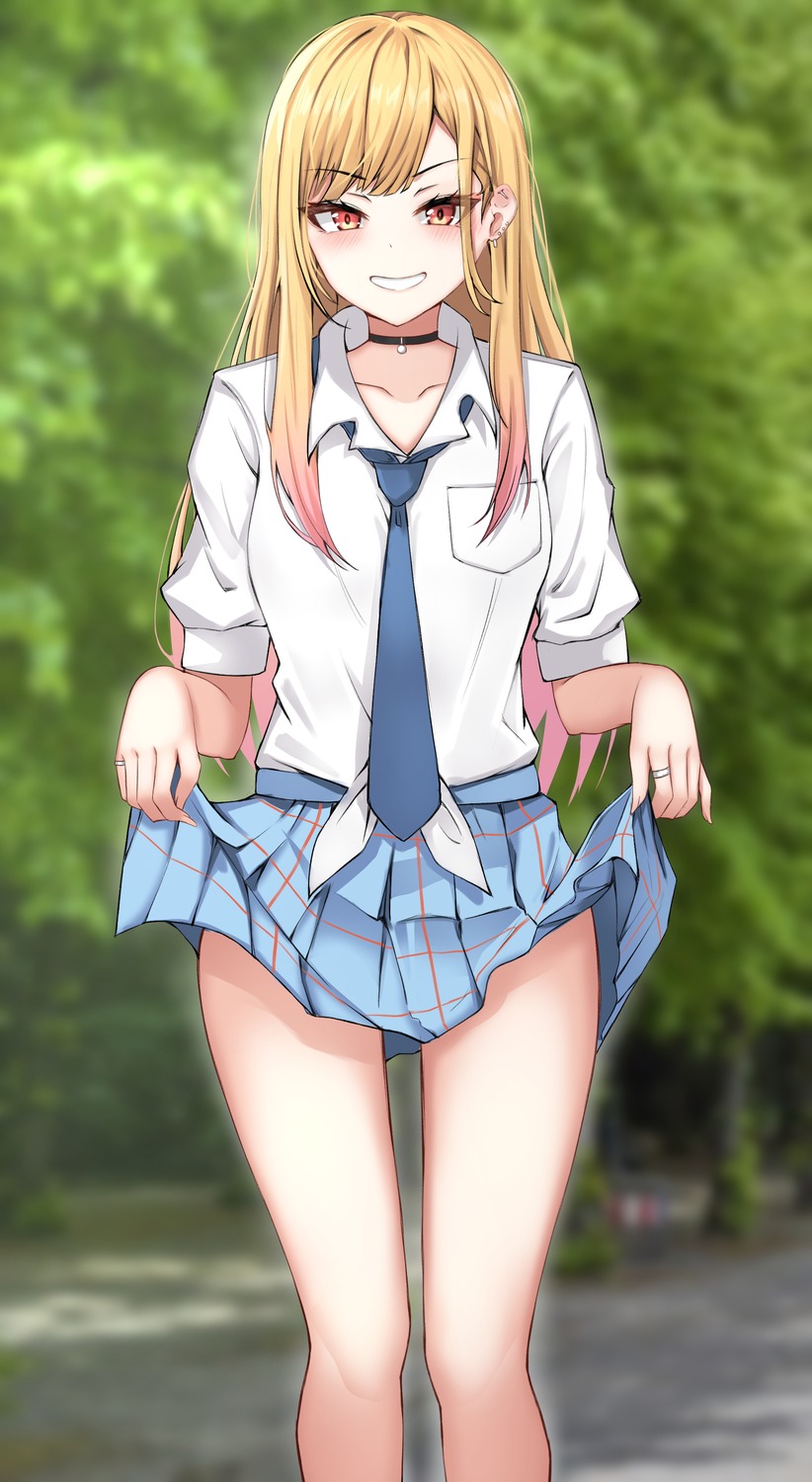kitagawa_marin, nahanmin, seifuku, skirt_lift, sono_bisque_doll_wa_koi_wo_suru